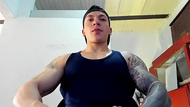 Snapshot of aquiles_51 chatting on 09.16.25 aquiles 51 online show from 09.16.25