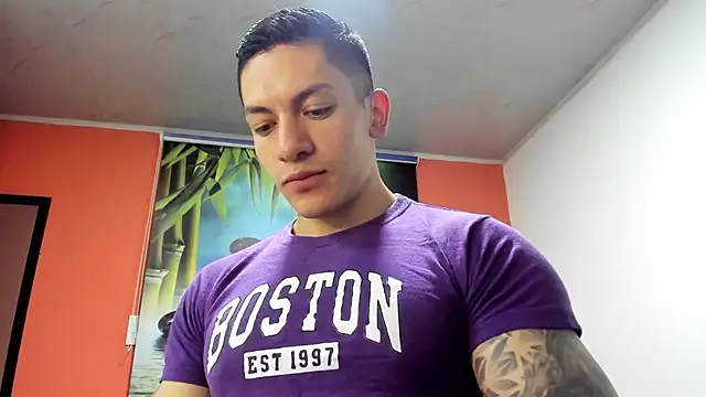 Snapshot of aquiles_51 chatting on 11.30.25 aquiles 51 online show from 11.30.25