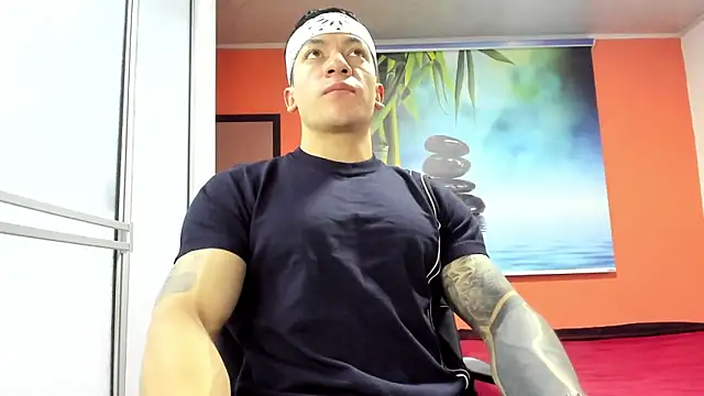 aquiles 51 online show from 02.15.26