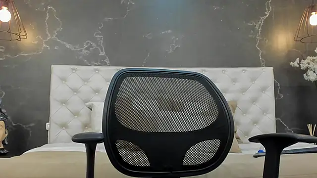 BruceDallas online show from 01.30.25