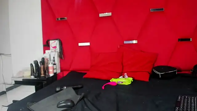 Karoll69  online show from 03.20.25