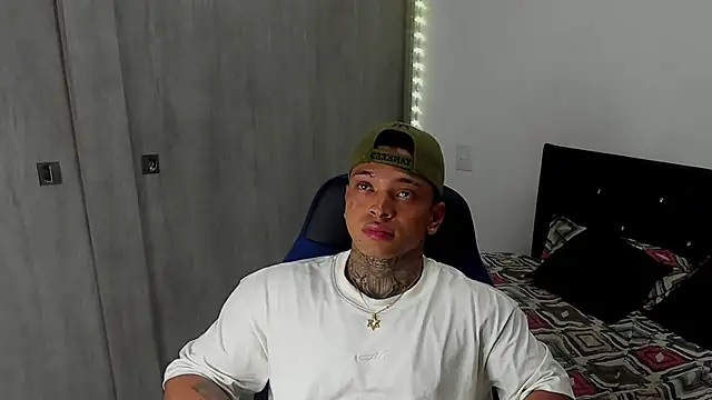 Stiven collins online show from 02.18.25