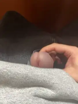 114514hlove online show from 11.17.25