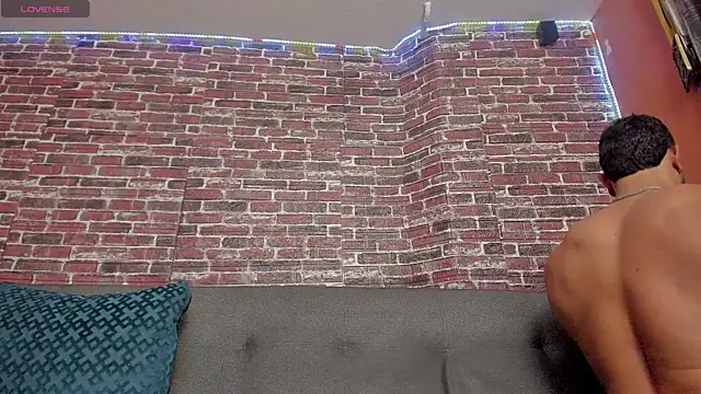 Snapshot of curt_xxx chatting on 02.01.25 curt xxx online show from 02.01.25