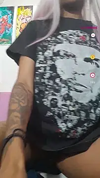 Snapshot of Honey-420- chatting on 03.10.25 Honey-420- online show from 03.10.25