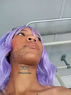 Snapshot of Honey-420- chatting on 10.03.25 Honey-420- online show from 10.03.25