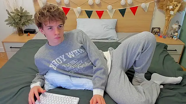 Fandi 777 online show from 02.03.25