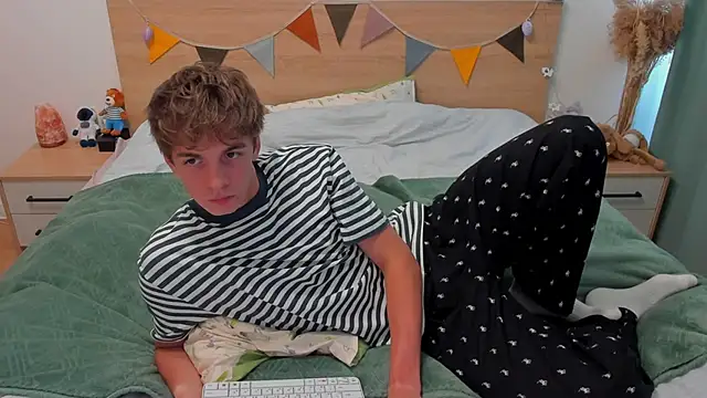 Fandi 777 online show from 04.20.26