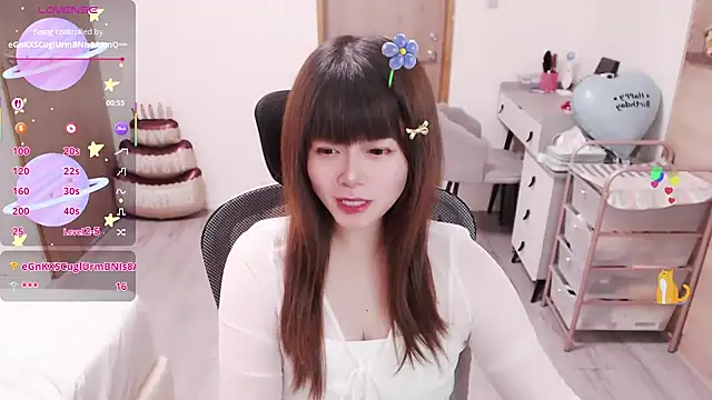 Snapshot of a0513 chatting on 05.26.26 a0513 online show from 05.26.26