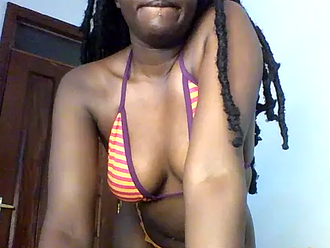 Snapshot of Dirty_sweet_ chatting on 02.02.25 Dirty sweet online show from 02.02.25