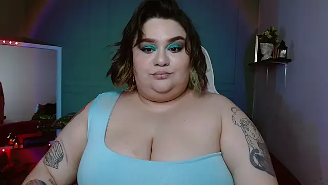 Snapshot of tiffany_laurens chatting on 12.11.24 tiffany laurens online show from 12.11.24