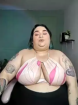 Snapshot of tiffany_laurens chatting on 01.10.25 tiffany laurens online show from 01.10.25