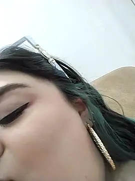 Snapshot of tiffany_laurens chatting on 03.01.25 tiffany laurens online show from 03.01.25