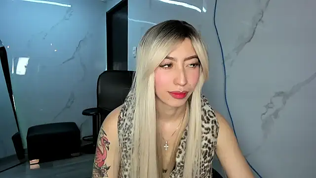 LilithCooperr  online show from 10.10.25