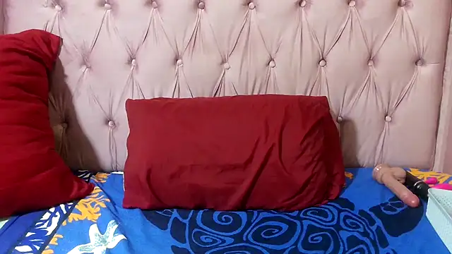 SweetMellowX1 online show from 03.11.26