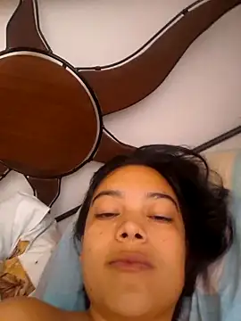 Snapshot of littlemelii chatting on 02.13.26 littlemelii online show from 02.13.26