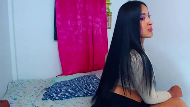 misss estrella online show from 09.22.25