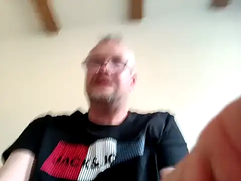 Heidemensch online show from 03.21.25