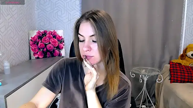 Naughty  Megan online show from 03.05.25