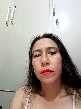 2HotAsain4u online show from 04.25.26