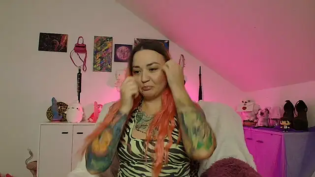 PinkHurricaneOfficial online show from 09.24.25