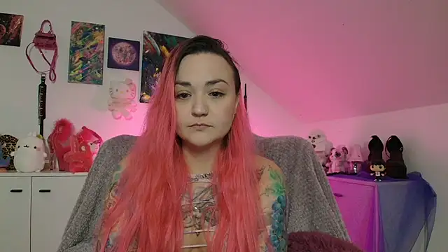 PinkHurricaneOfficial online show from 09.28.25