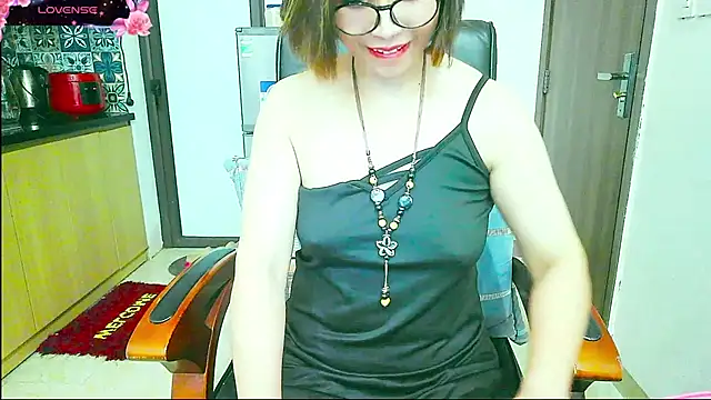 Miu-Le online show from 09.13.25