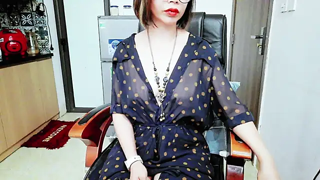 Miu-Le online show from 11.17.25