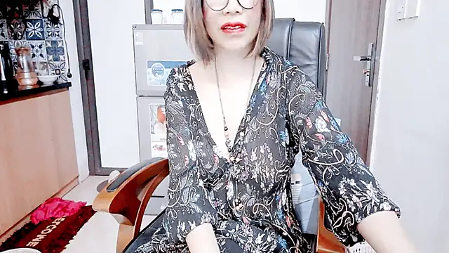 Miu-Le online show from 12.20.25