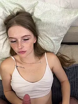 lovelly molly online show from 09.15.25