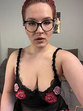 MrMrsRight online show from 03.28.26