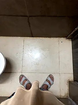 Snapshot of Cum_on_your_tityyy chatting on 09.26.25 Cum on your tityyy online show from 09.26.25