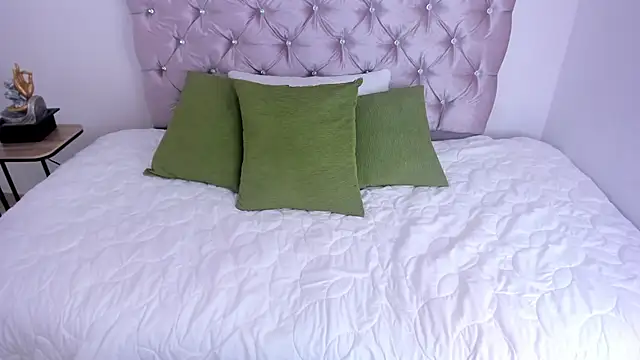 Darsha Hara online show from 02.14.25