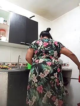 Snapshot of Shanttal0272 chatting on 10.19.25 Shanttal0272 online show from 10.19.25