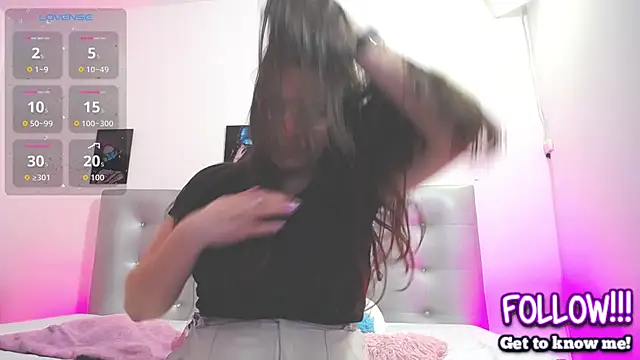 horny-juliette online show from 03.10.26