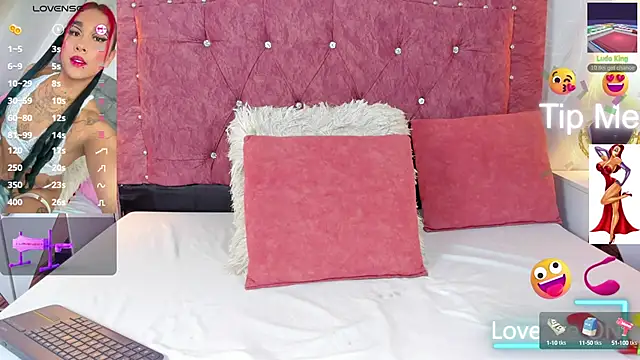 Snapshot of CristalSofiaHOT chatting on 09.19.25 CristalSofiaHOT online show from 09.19.25