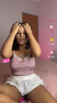 Snapshot of ninapego chatting on 12.04.24 ninapego online show from 12.04.24