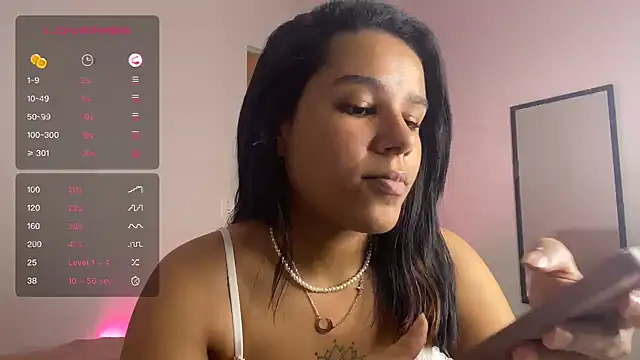 Snapshot of ninapego chatting on 12.22.24 ninapego online show from 12.22.24