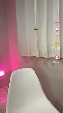 Snapshot of ninapego chatting on 02.12.25 ninapego online show from 02.12.25