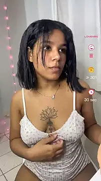 Snapshot of ninapego chatting on 02.20.25 ninapego online show from 02.20.25