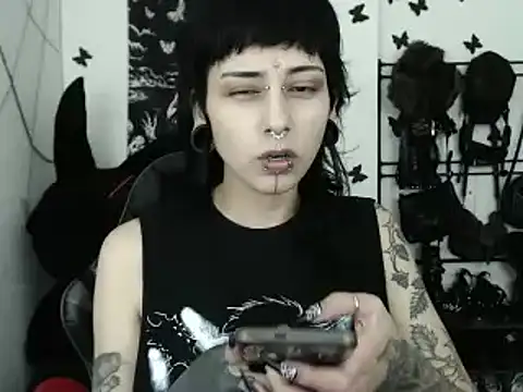 n0sferatus   online show from 02.01.26