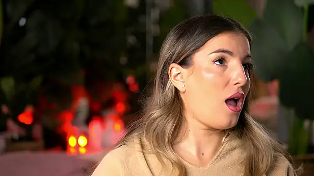 KellyMathews online show from 01.12.26