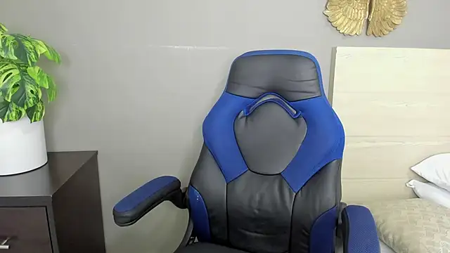 chaymae nah  online show from 12.06.24