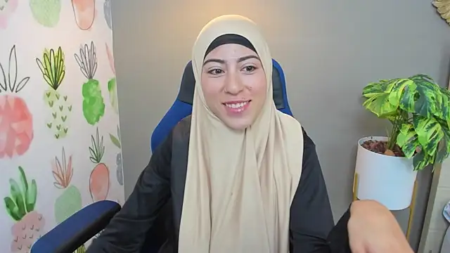 chaymae nah  online show from 12.13.24