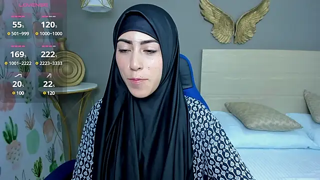 chaymae nah  online show from 01.11.25