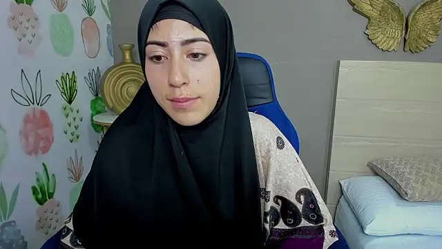 chaymae nah  online show from 01.15.25