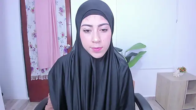 chaymae nah  online show from 03.17.25