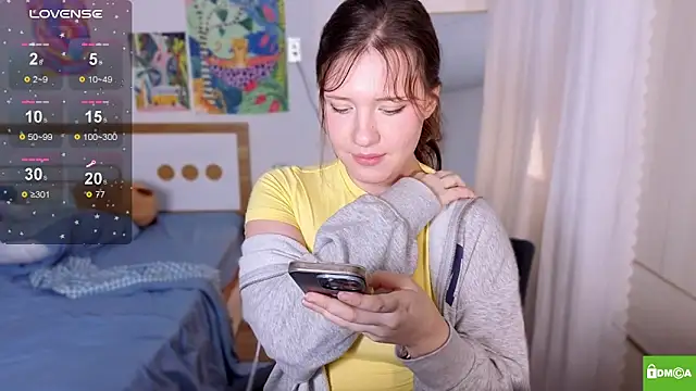 HanahCute online show from 11.23.25