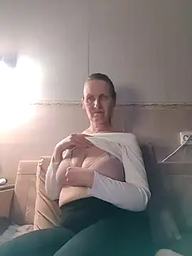 Evelina cute online show from 12.22.24