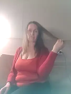 Evelina cute online show from 12.25.24